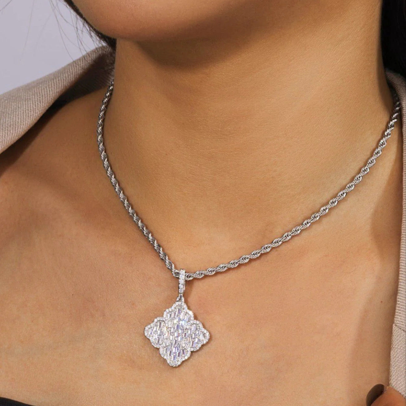 Clover Chain